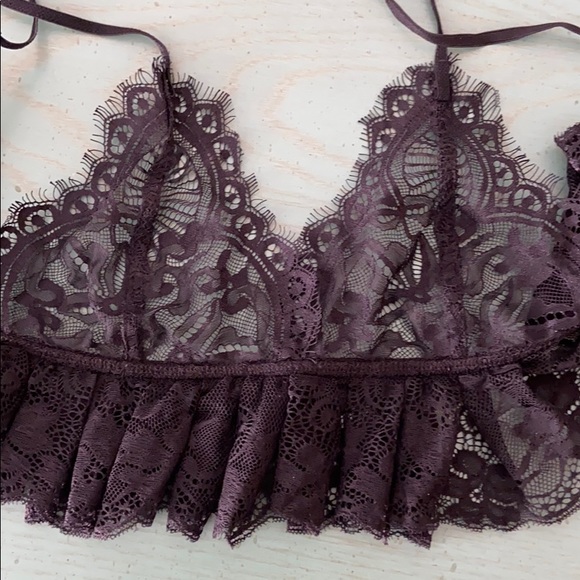 A La Folie black lace wireless bralette - Picture 3 of 5